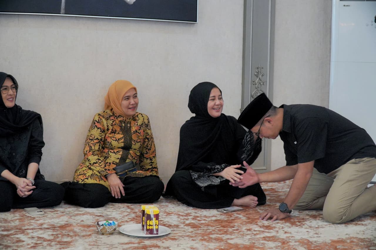 Wakil Wali Kota Makassar, Aliyah Mustika Ilham, menyampaikan duka cita mendalam atas wafatnya Hj Maimunah atau Hj Collong