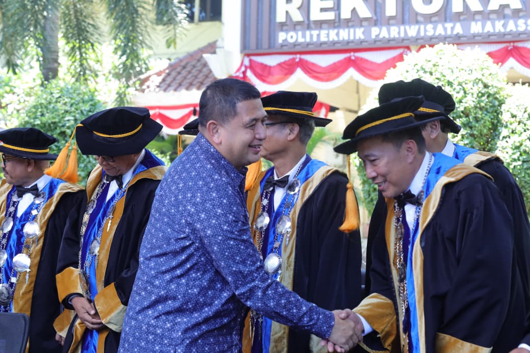 Pemerintah Kota (Pemkot) Makassar berkomitmen serius menjadikan Makassar sebagai destinasi wisata unggulan.