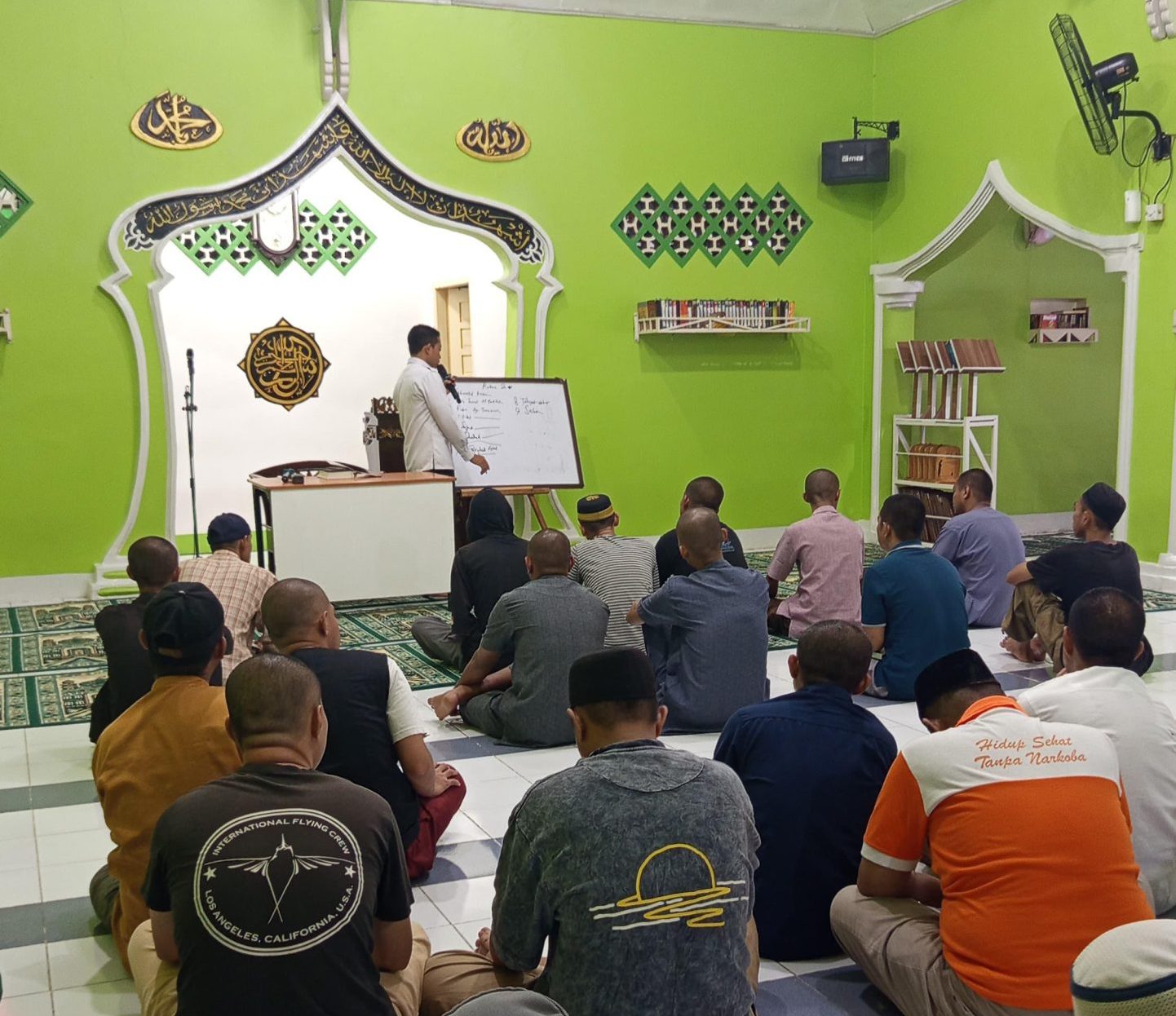 Warga Binaan Pemasyarakatan (WBP) di Lapas Narkotika Kelas IIA Sungguminasa terus menunjukkan semangat dalam mengisi masa pembinaan dengan berbagai kegiatan positif dan bernilai spiritual.